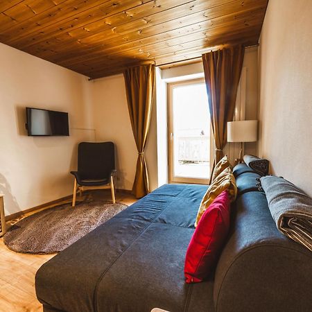 Ferienwohnung 1 2 3 Scuol Eksteriør bilde